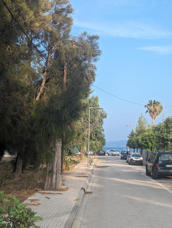 Λευτέρης Villa Isthmia Exteriör bild